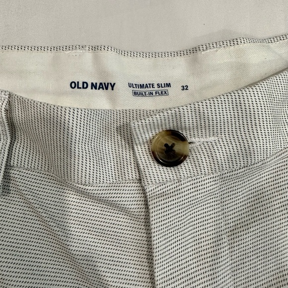 Old Navy Men Earl Grey Dot Ultimate Slim Built In Flex Chino Shorts Size 32 EUC - Picture 5 of 11